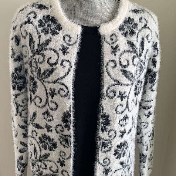 Baciano cardigan - Picture 1 of 13